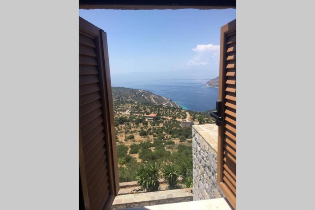 Villa Traditional Tower: Sea View Retreat Areopoli Exterior photo